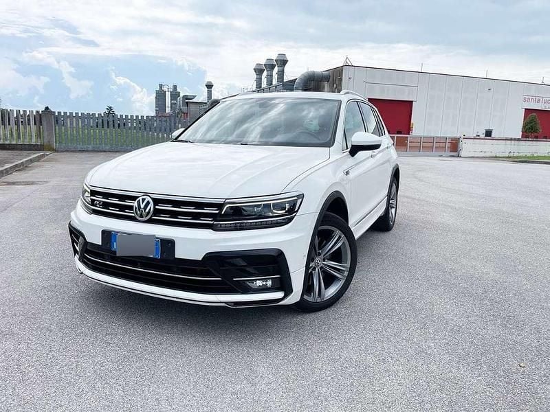 Usata VW Tiguan Executive 190 CV (139 kW) 2017 Bianco SUV