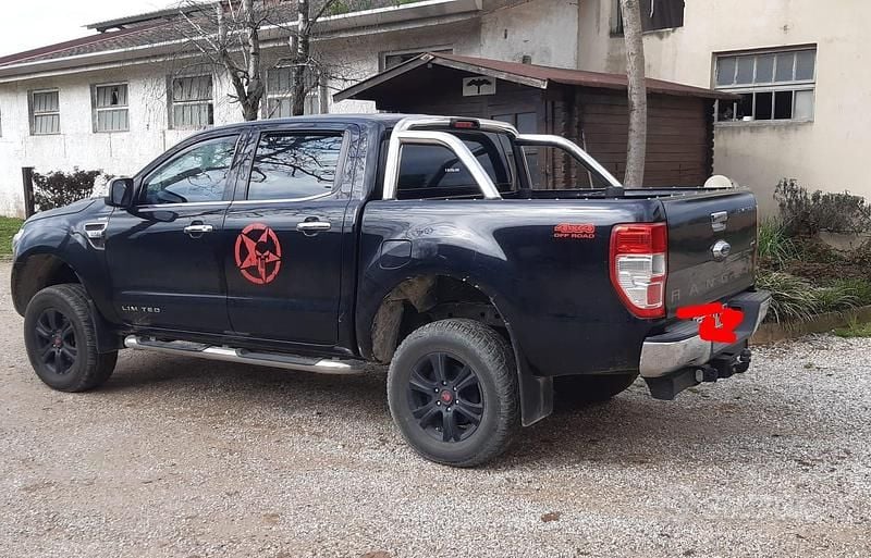 Usata Ford Ranger Limited 150 CV (110 kW) 2013 Nero Pick-up
