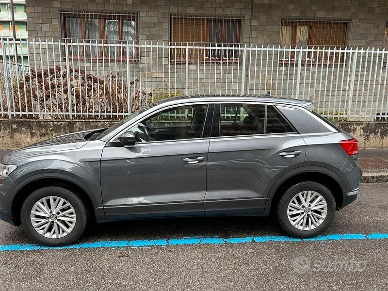 Usata VW T-Roc Business 2020 Grigio SUV