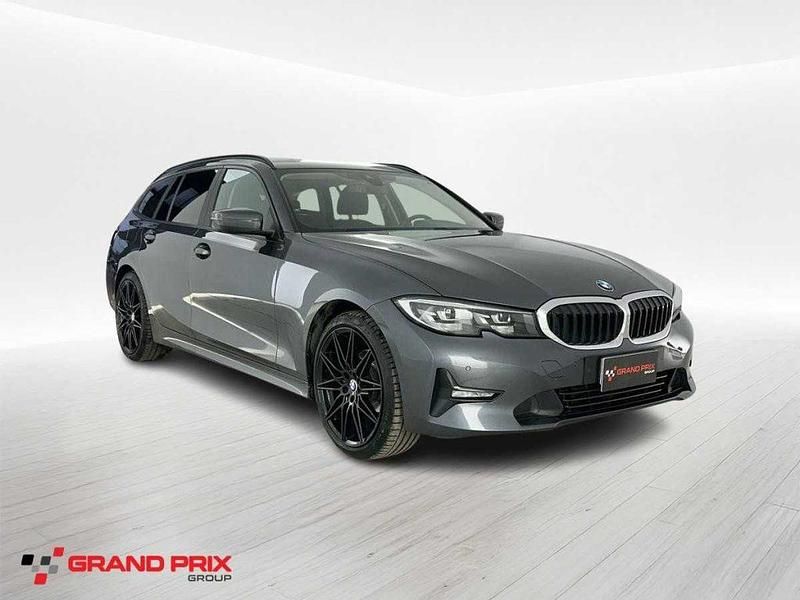 Usata BMW 320 Advantage 190 CV (139 kW) 2022 Grigio scuro Station wagon