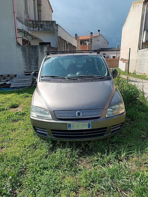 Usata Fiat Multipla 120 CV (88 kW) 2008 Monovolume