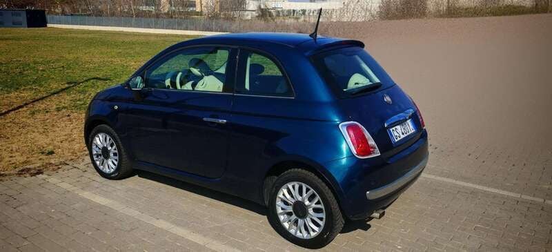 Blu/azzurro Usata 2015 Fiat 500 Lounge Due volumi | 9500 € (Buon prezzo) - Immagine 1/4