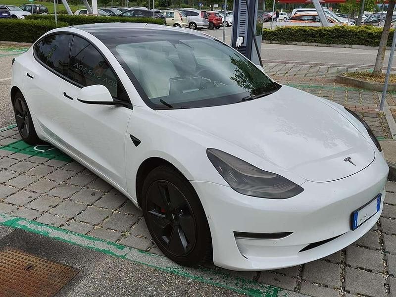 Usata Tesla Model 3 366 kW (498 CV) 2020 Bianco Berlina