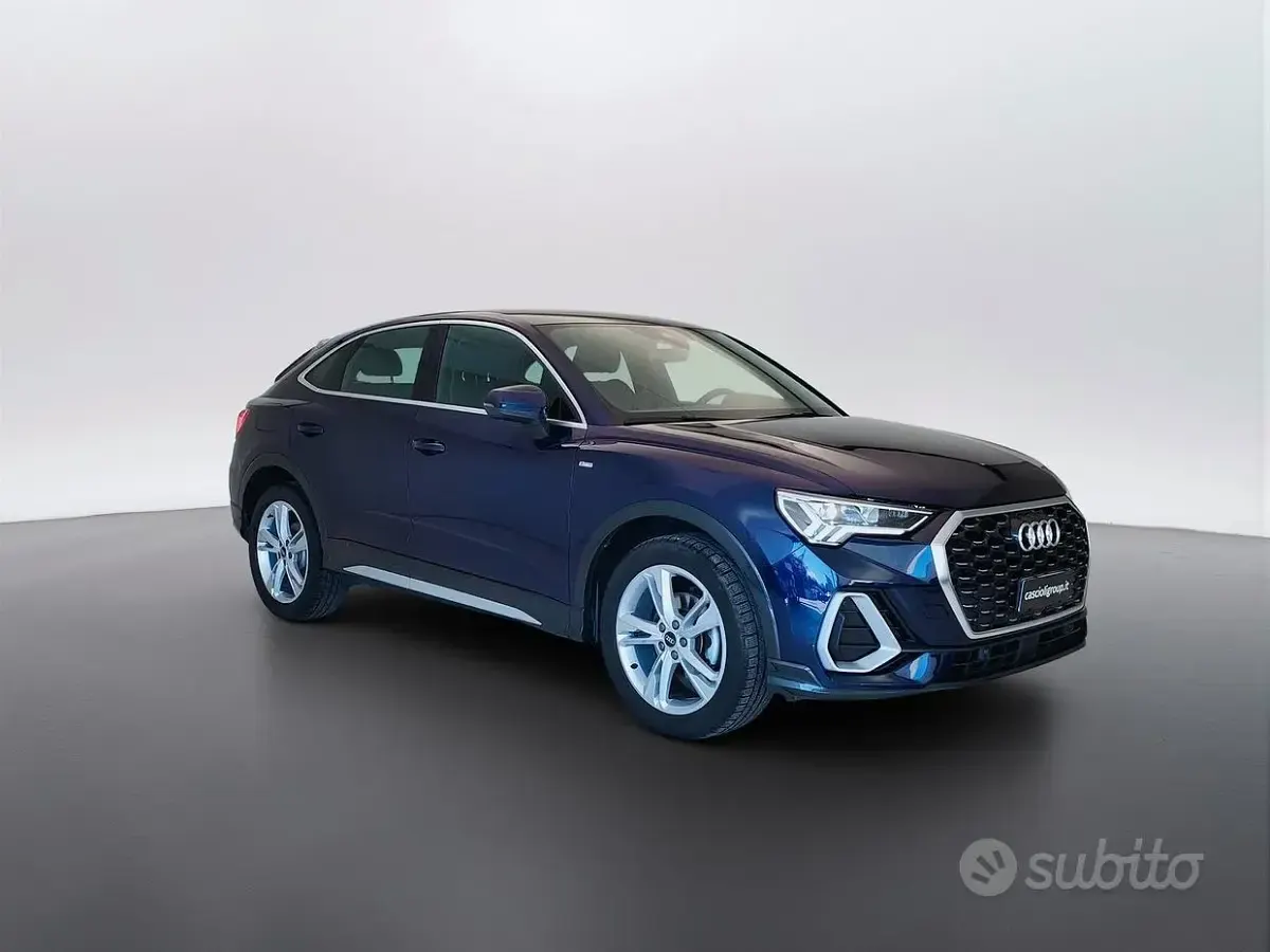 Usata Audi Q3 Sportback 150 CV (110 kW) 2021 Bluazzurro SUV