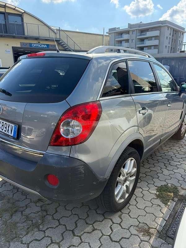 Usata Opel Antara Edition 141 CV (103 kW) 2010 SUV