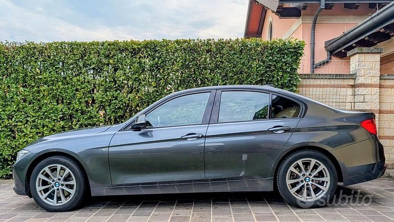 Usata BMW 320 Sport Line 2013 Grigio Berlina