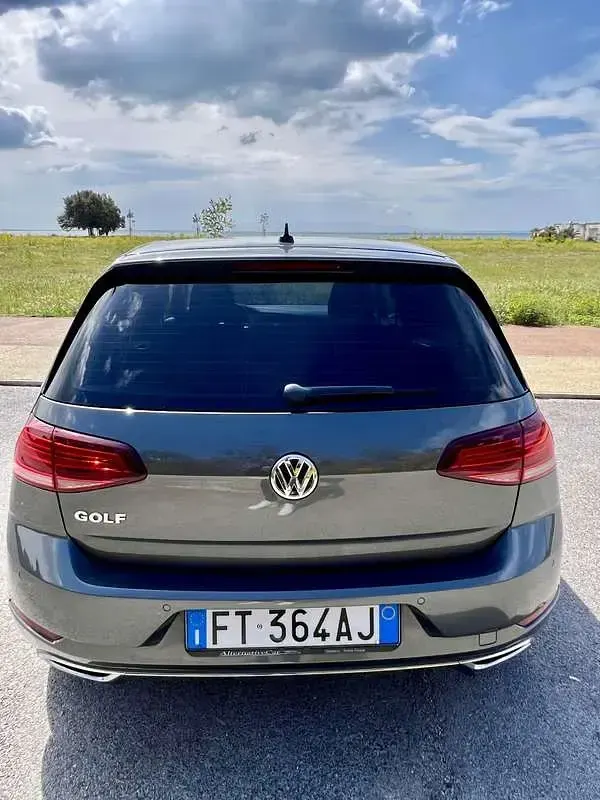 Usata VW Golf VII Highline 116 CV (85 kW) 2018 Berlina