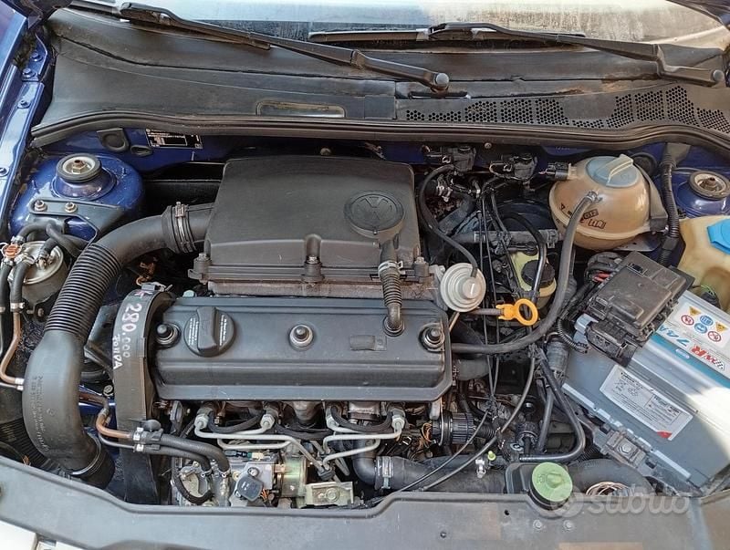 Usata VW Polo 64 CV (47 kW) 1998 Blu Utilitaria