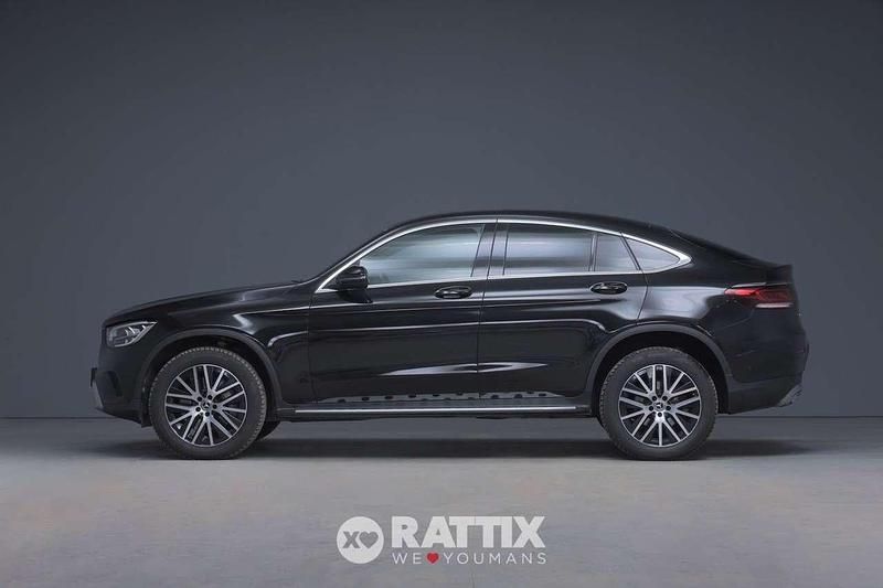 Usata Mercedes GLC300e Business 194 CV (142 kW) 2022 Nero Coupé
