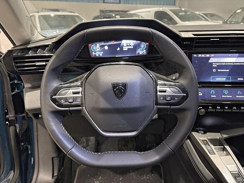 Usata Peugeot 408 Allure 131 CV (96 kW) 2023 Blu/azzurro SUV