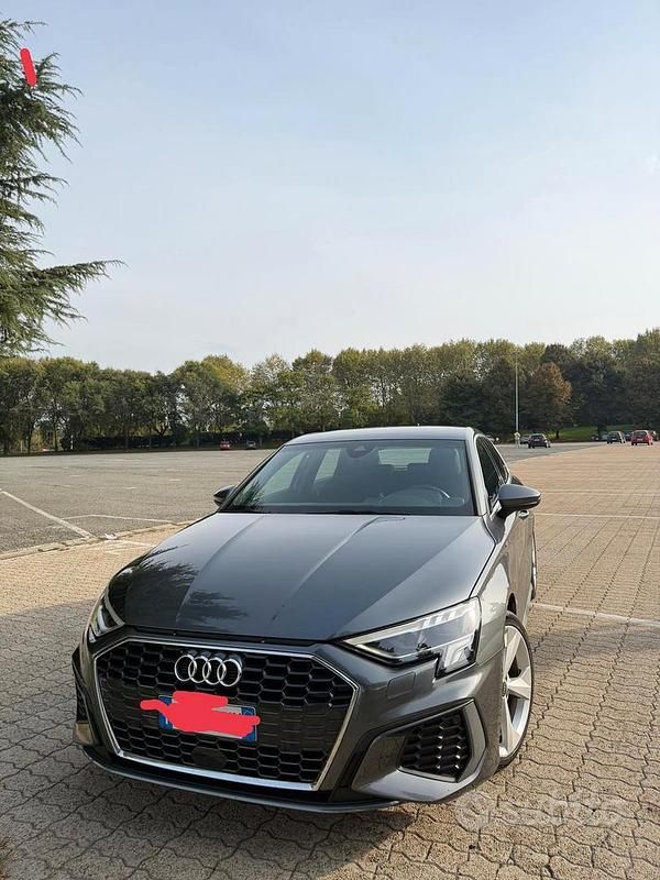 Grigio Usata 2021 Audi A3 S-Line | 27.500 € (Cara) - Immagine 1/4