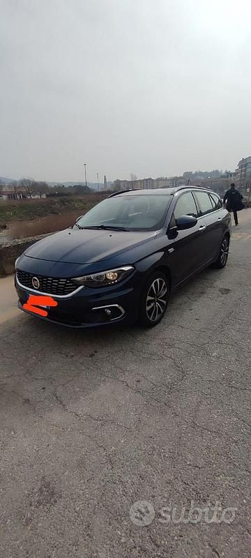 Usata Fiat Tipo Lounge 120 CV (88 kW) 2018 Blu Station wagon