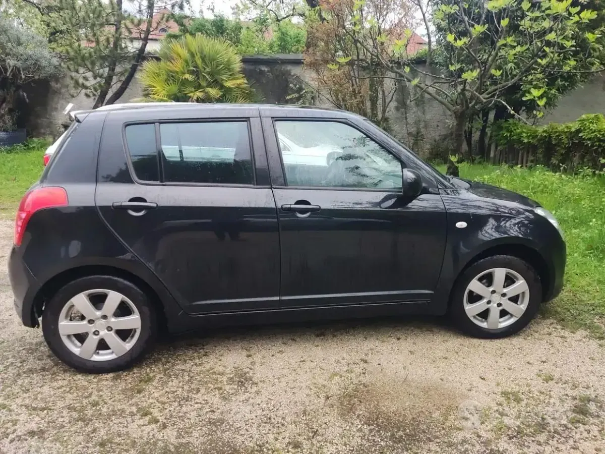 Usata Suzuki Swift 75 CV (55 kW) 2009 Nero Utilitaria