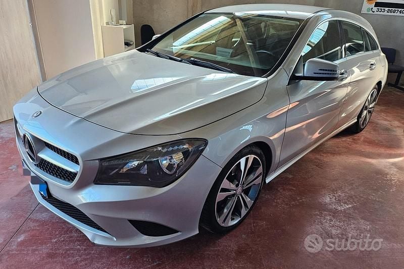 Usata Mercedes CLA200 136 CV (100 kW) 2015 Grigio Station wagon