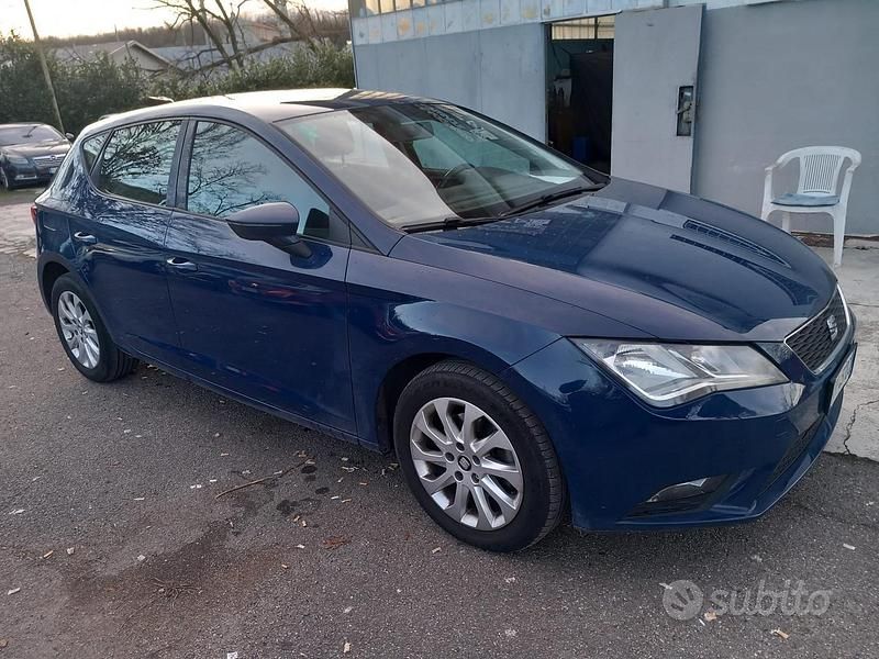 Usata Seat Leon Style 110 CV (80 kW) 2016 Blu Berlina