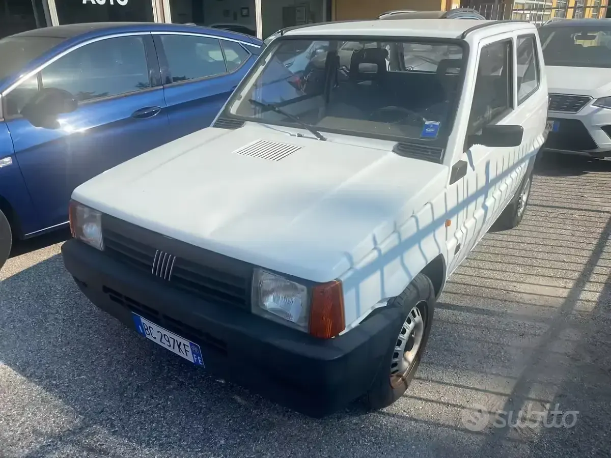 Usata Fiat Panda Young 39 CV (28 kW) 1999 Bianco Berlina