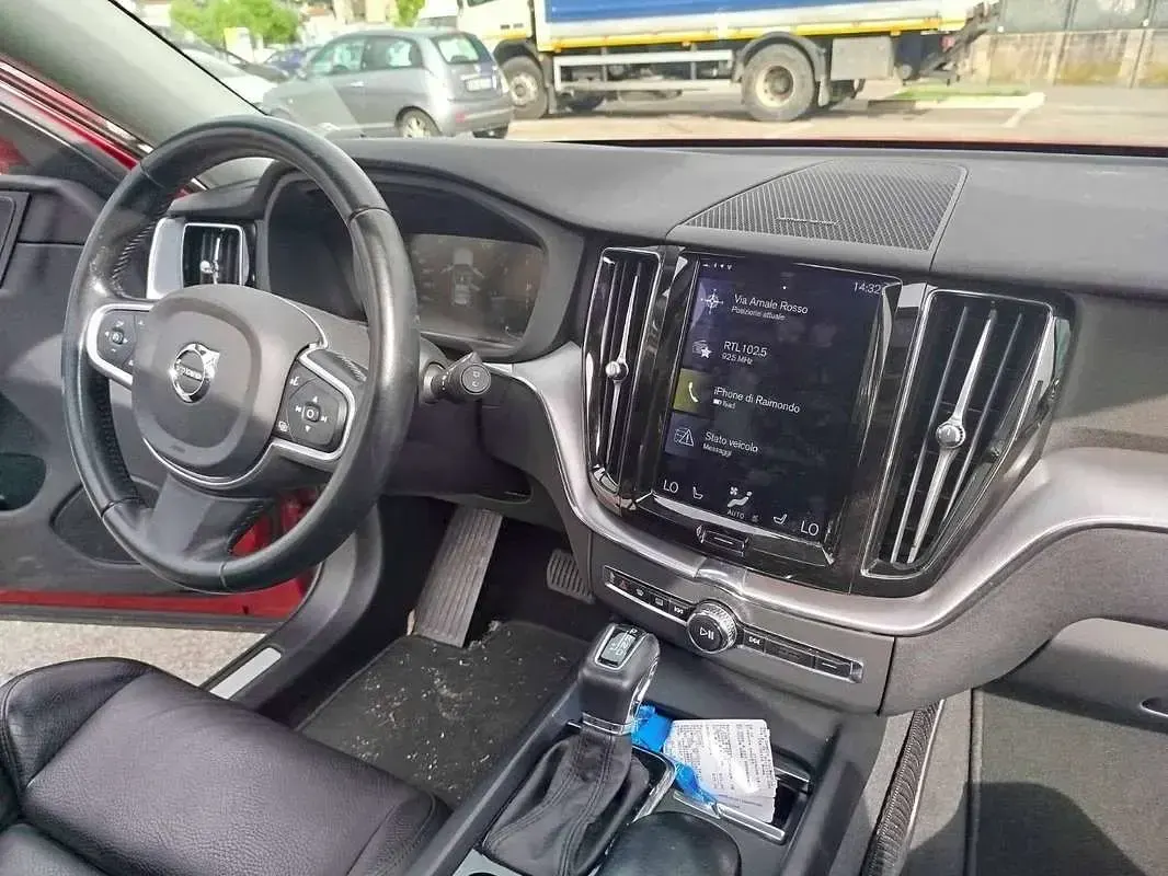 Usata Volvo XC60 Inscription 190 CV (139 kW) 2019 Rosso SUV