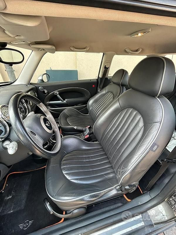 Usata Mini Cooper 116 CV (85 kW) 2006 Grigio Utilitaria