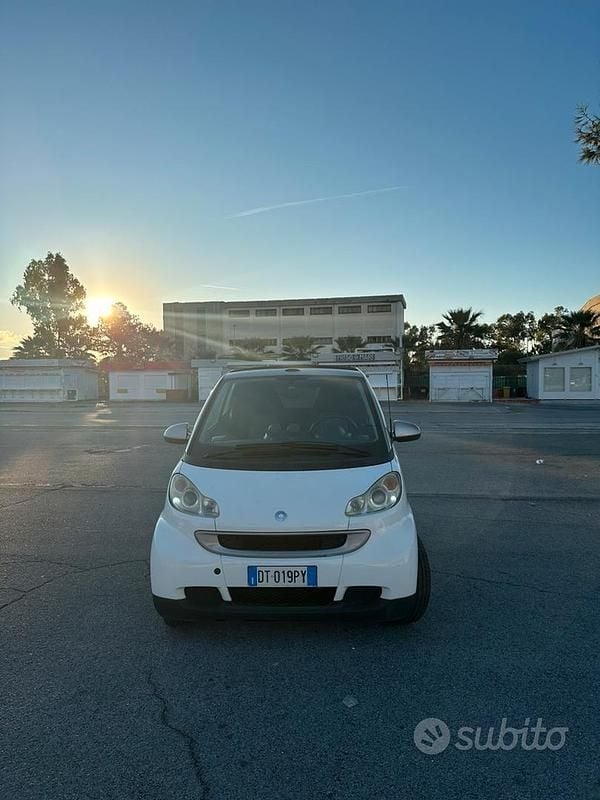 Bianco Usata 2009 Smart ForTwo Cabrio Passion Cabrio | 5499 € (Buon prezzo) - Immagine 1/4
