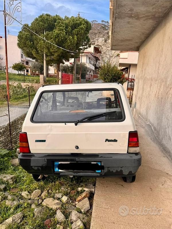 Usata Fiat Panda Young 39 CV (28 kW) 2002 Bianco Berlina