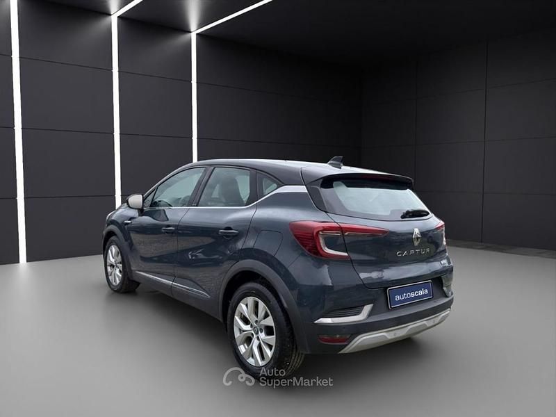Usata Renault Captur Intens 160 CV (117 kW) 2021 Vari colori SUV