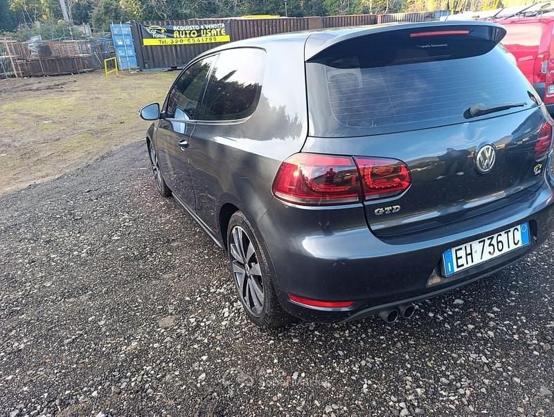 Usata VW Golf 170 CV (125 kW) 2011 Gray Berlina