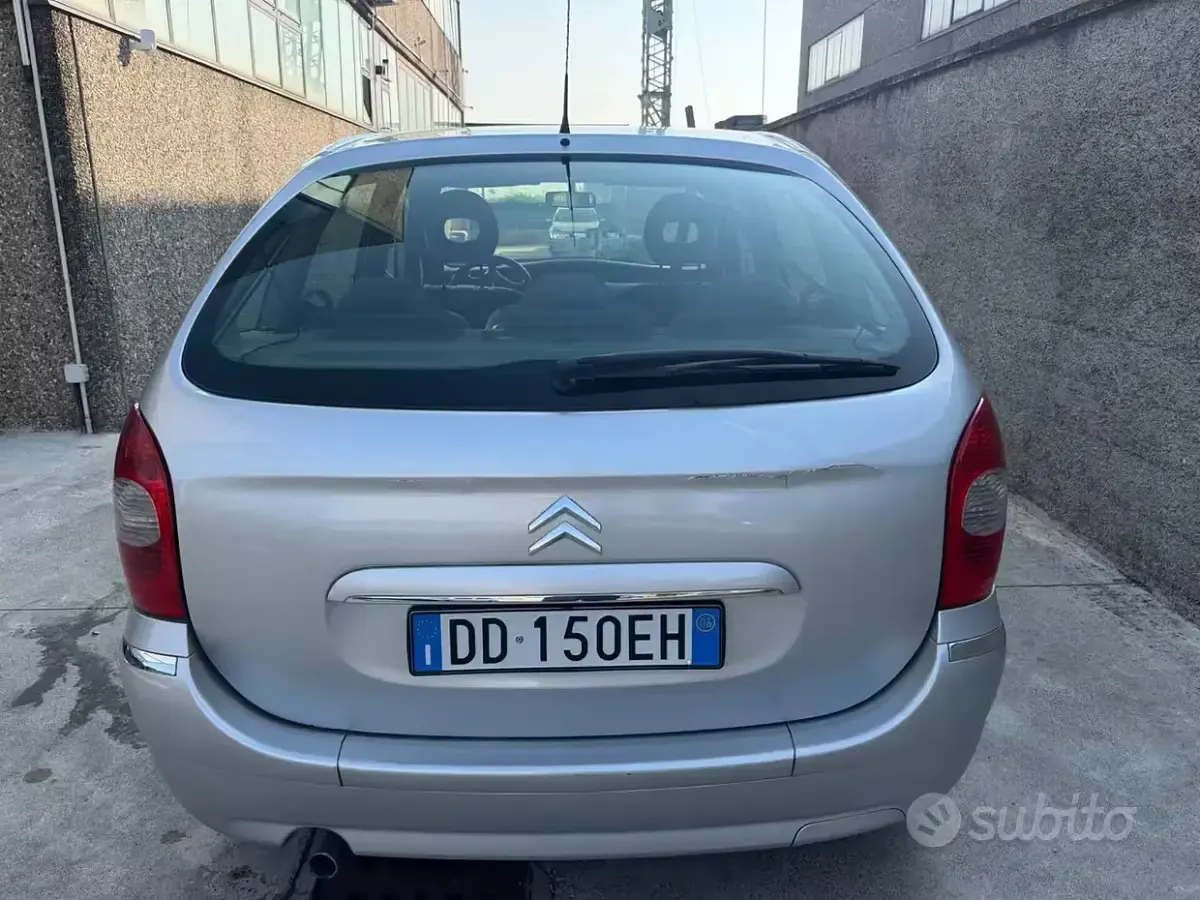 Usata Citroën Xsara 109 CV (80 kW) 2006 Grigio Monovolume