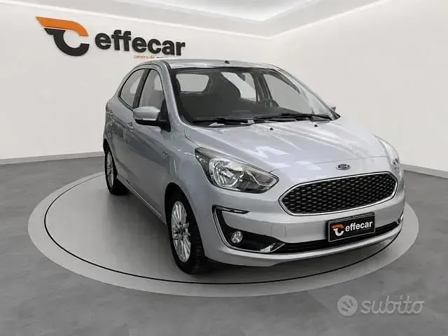 Usata Ford Ka Plus Ultimate 95 CV (69 kW) 2018 Grigio Utilitaria