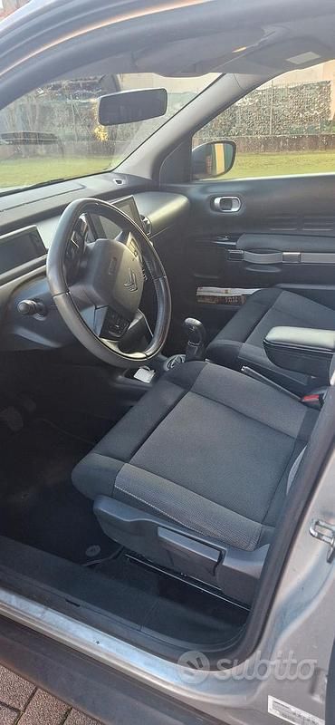 Usata Citroën C4 Cactus 100 CV (73 kW) 2018 Grigio Utilitaria