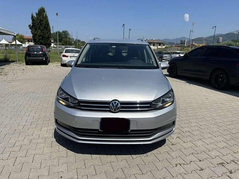 Usata 2020 VW Touran Business Monovolume | 24.999 € (Cara) - Immagine 1/4