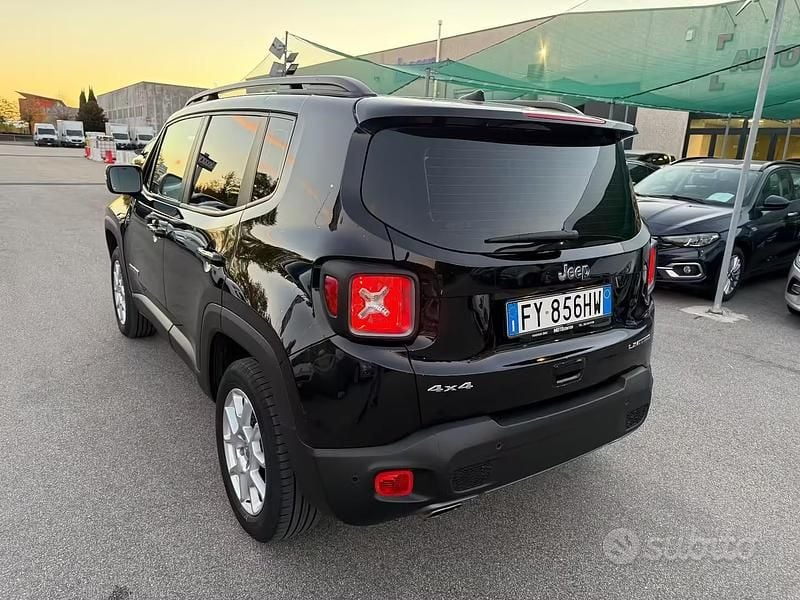 Usata Jeep Renegade Limited 140 CV (102 kW) 2019 Nero SUV