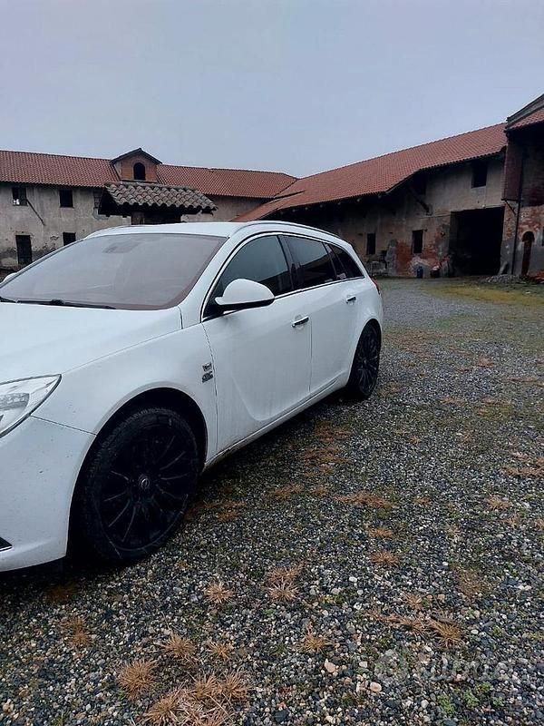 Occasion Opel Insignia OPC 2011 Blanc Berline