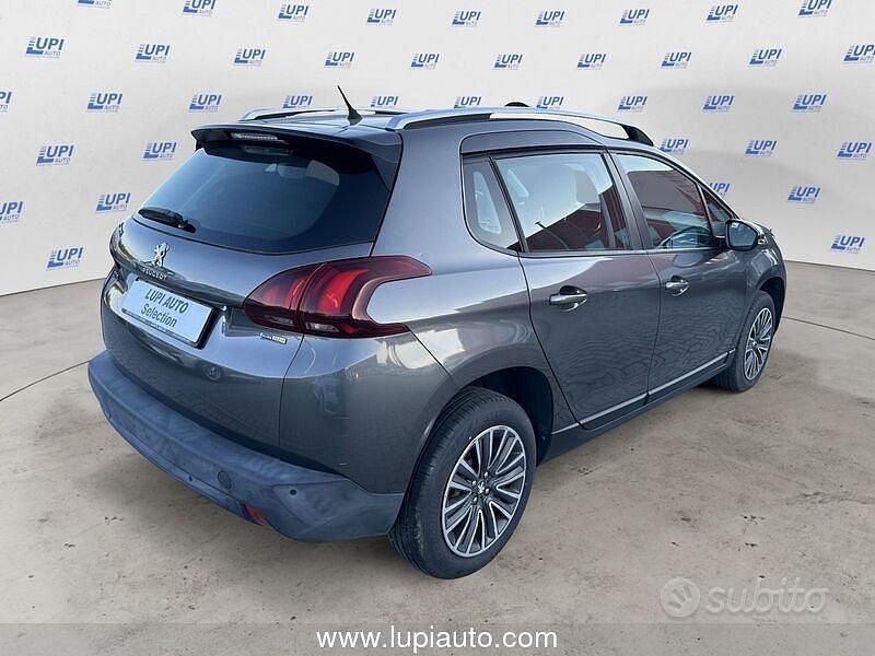Usata Peugeot 2008 Allure 110 CV (80 kW) 2019 Grigio SUV