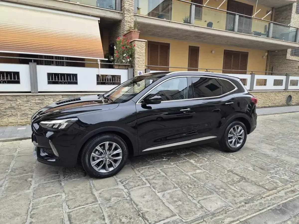 Usata MG HS 170 CV (125 kW) 2024 Nero SUV
