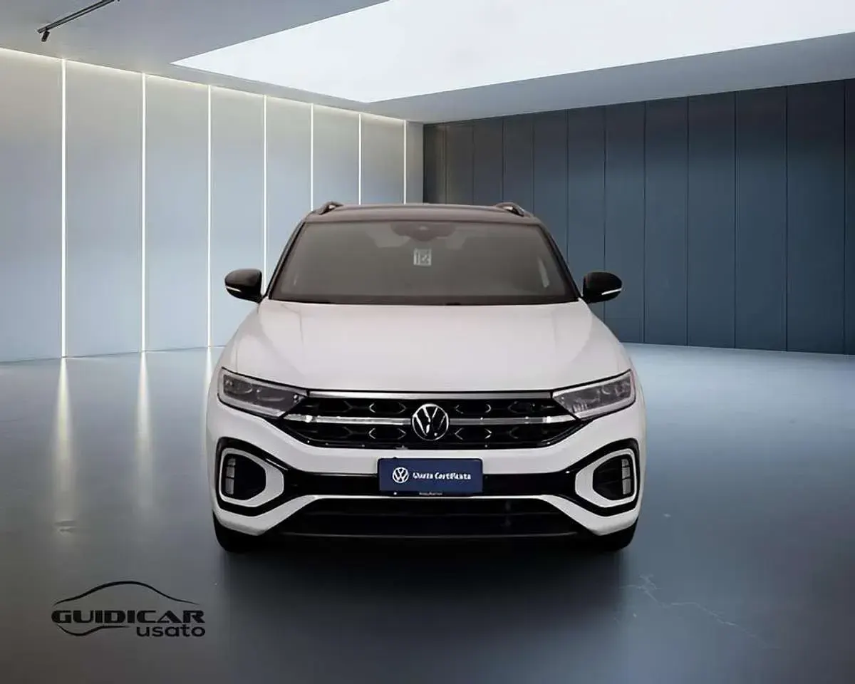 Usata VW T-Roc R-line 150 CV (110 kW) 2023 Bianco SUV