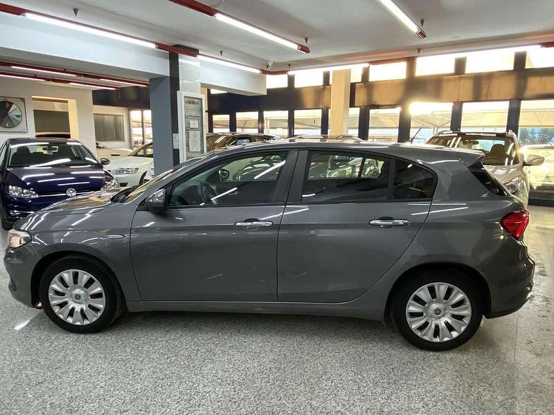 Usata Fiat Tipo Easy 95 CV (69 kW) 2016 Grigio Berlina