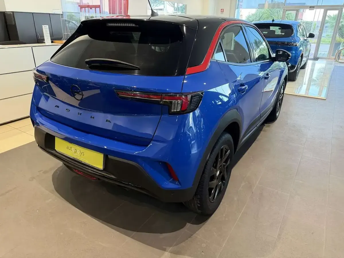 Usata Opel Mokka GS Line 101 CV (74 kW) 2021 Blu/azzurro SUV