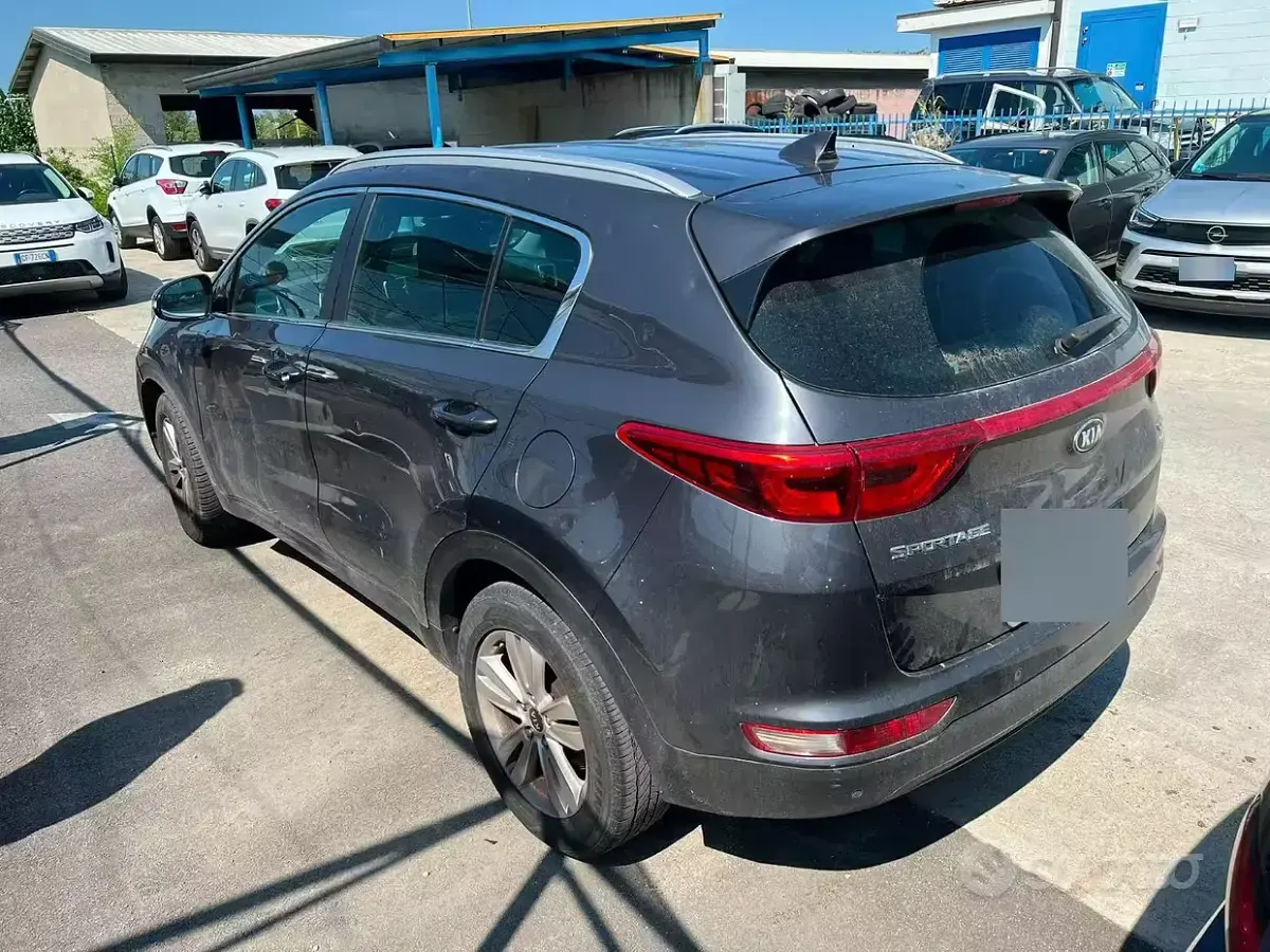 Usata Kia Sportage 115 CV (84 kW) 2017 Grigio SUV