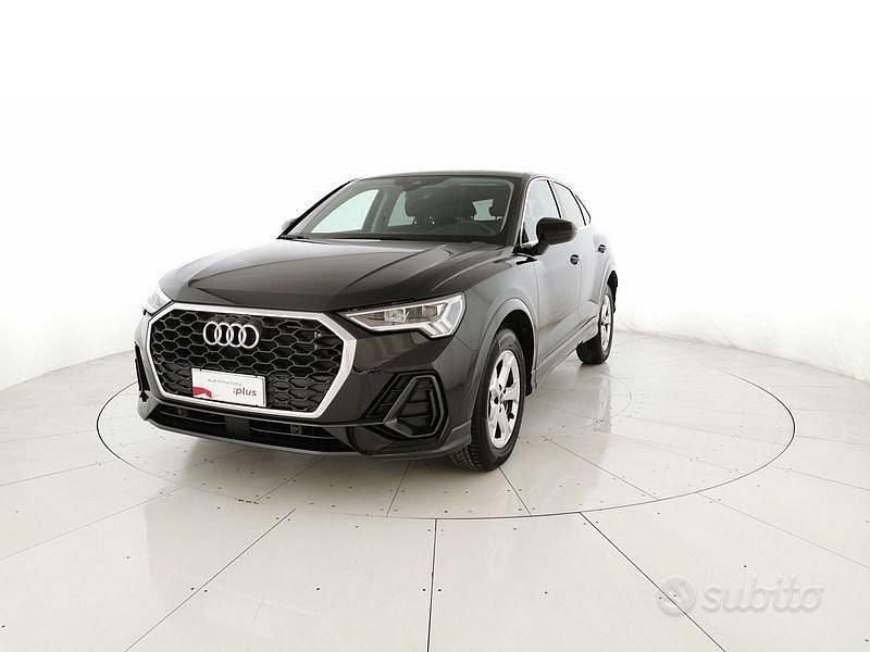 Nero Usata 2022 Audi Q3 Sportback Business Plus SUV | 34.500 € (Buon prezzo) - Immagine 1/4