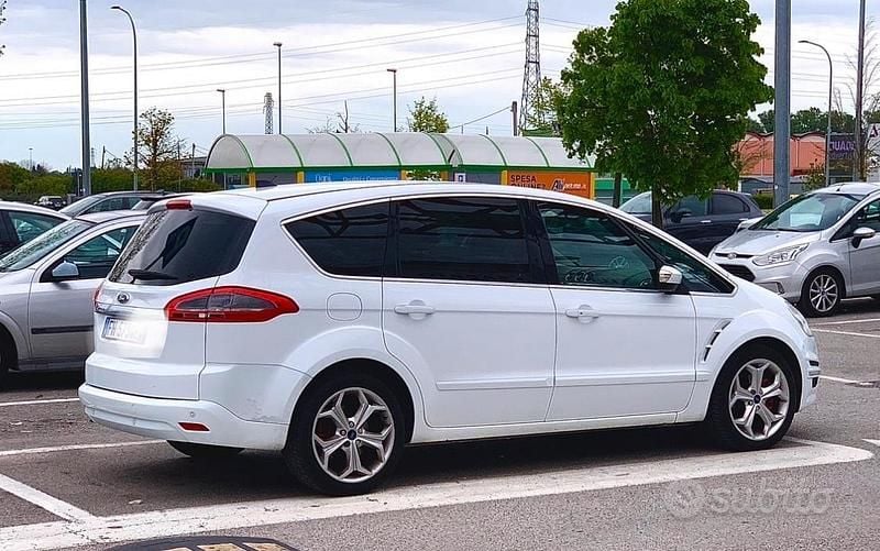 Usata Ford S-MAX S 163 CV (119 kW) 2010 Bianco Monovolume