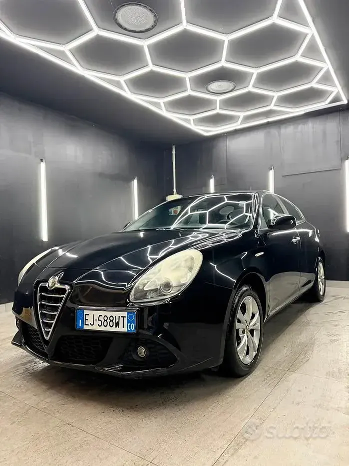 Usata Alfa Romeo Giulietta 120 CV (88 kW) 2011 Nero Utilitaria