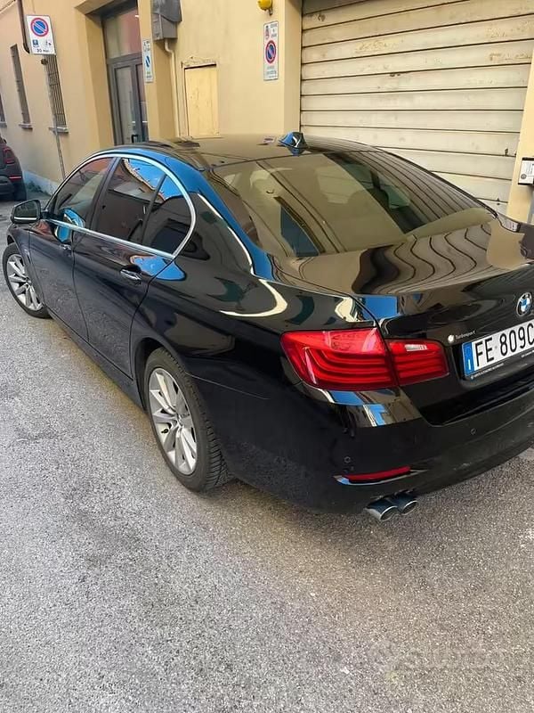 Usata BMW 520 190 CV (139 kW) 2016 Nero Berlina