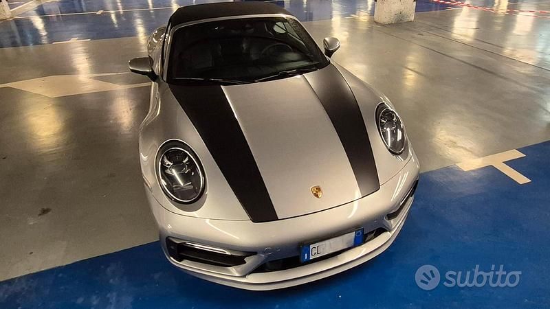 Usata Porsche 992 450 CV (330 kW) 2019 Grigio Cabrio
