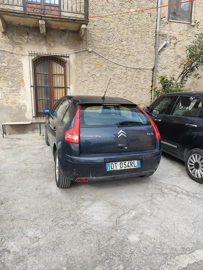 Usata Citroën C4 109 CV (80 kW) 2009 Berlina