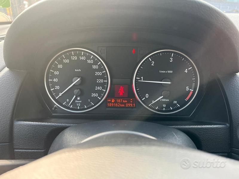 Begagnad BMW X1 Sport Line 143 HK (105 kW) 2013 Vit SUV