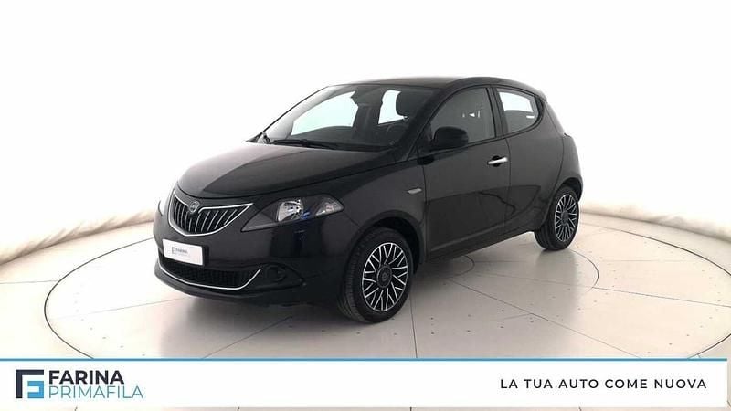 Usata Lancia Ypsilon S 70 CV (51 kW) 2024 Nero Utilitaria