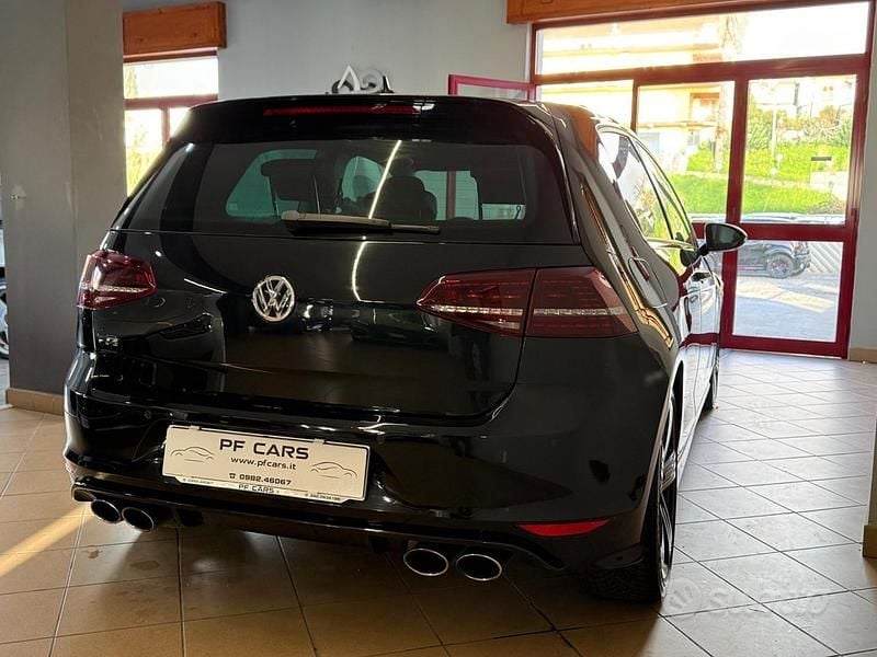 Usata VW Golf VII R 300 CV (220 kW) 2016 Nero Berlina