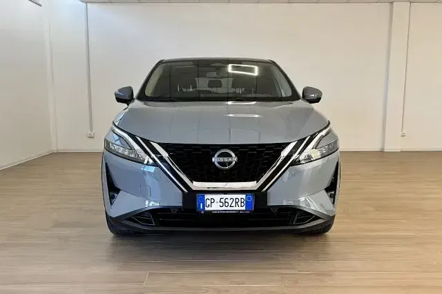 Usata Nissan Qashqai N-Connecta 140 CV (102 kW) 2023 Grigio scuro SUV