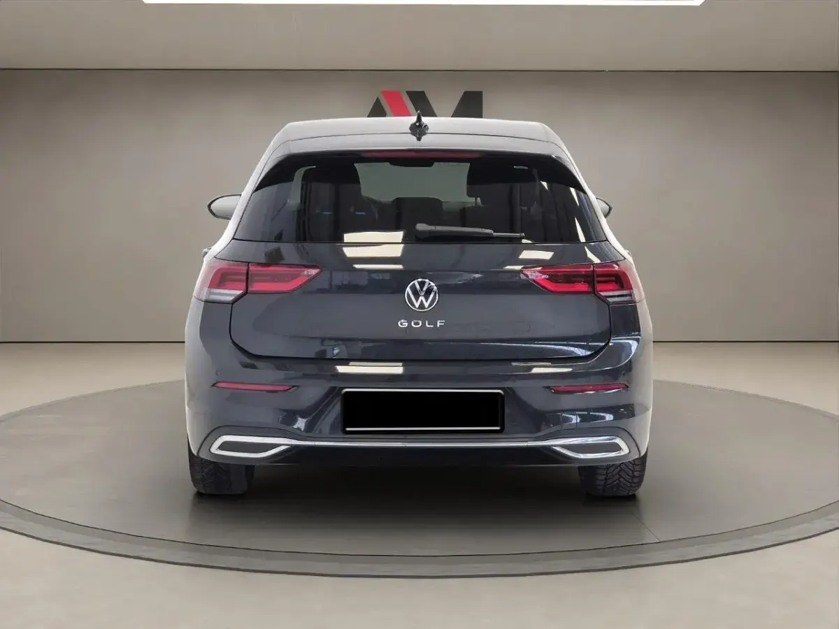 Usata VW Golf VIII Style 149 CV (109 kW) 2020 Berlina