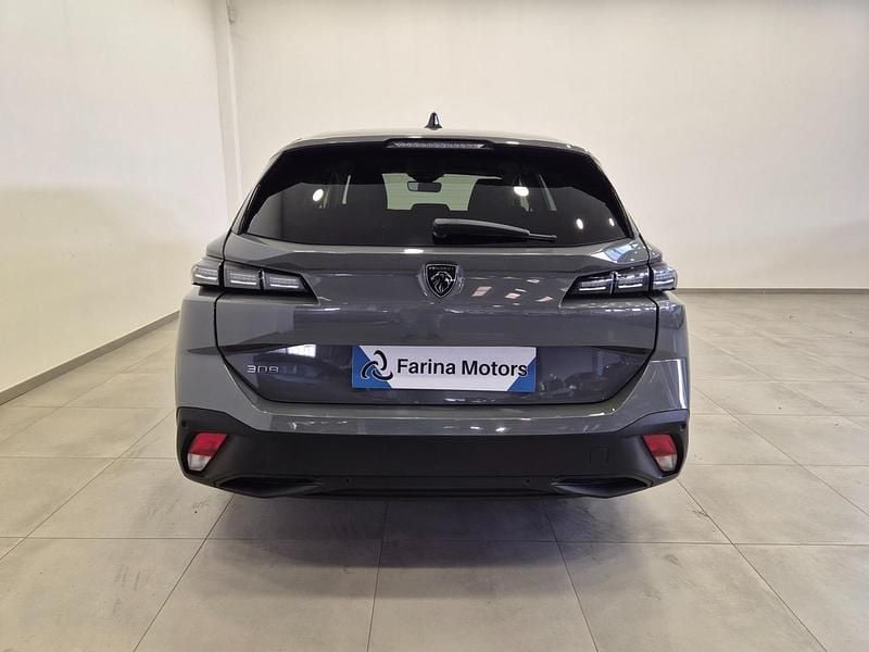 Usata Peugeot 308 SW Active 130 CV (95 kW) 2024 Verde Station wagon